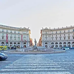 Appartamento 44 Nel Centro Di Via Nazionale, Roma